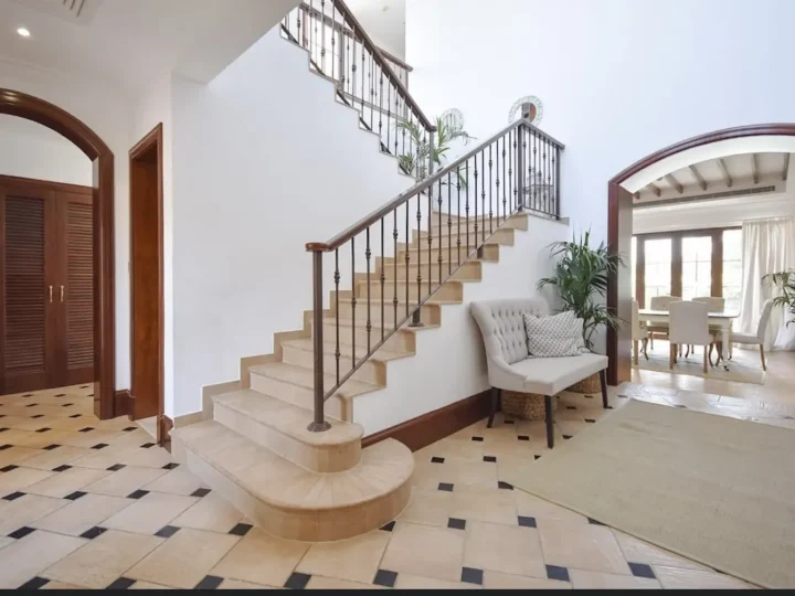 Jumeirah Gulf Estate, image 1